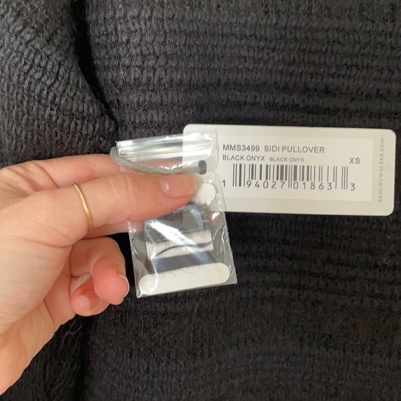 Brochu Walker Sidi Pullover NWT size XS - Picture 5 of 6